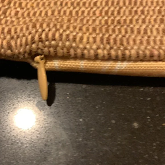 Pillow cover - Picture 3 of 3